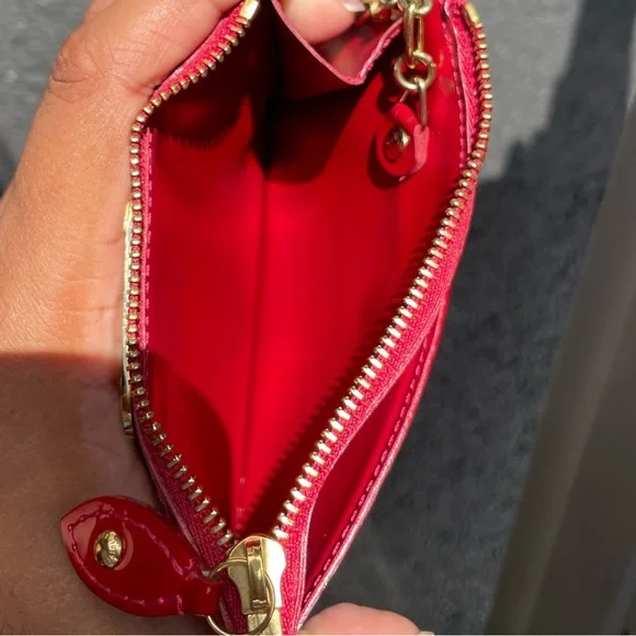 Louis Vuitton Vernis Key Clay - Picture 10 of 10